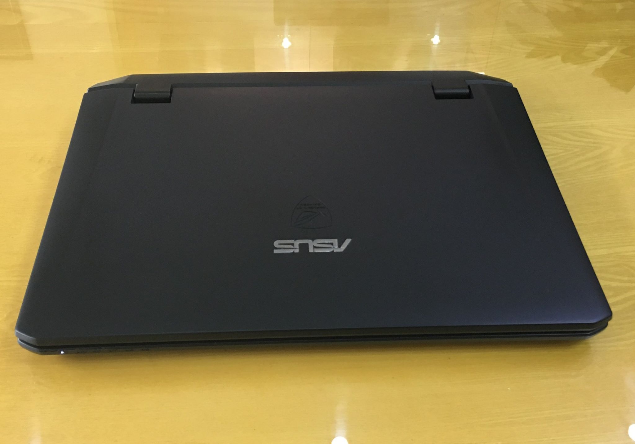 Laptop Gaming G75VX -4.jpg
